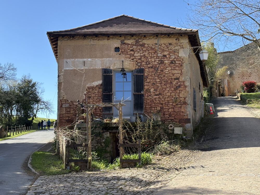 Vente Maison Maison de village avec jardin privatif au cœur du Périgord   Biron Biron