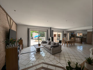  Maison � vendre 8 pi�ces 240 m�