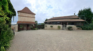 Propriété/château à vendre 10 pièces 240 m²