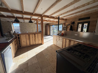  Propriété/château à vendre 8 pièces 199 m²