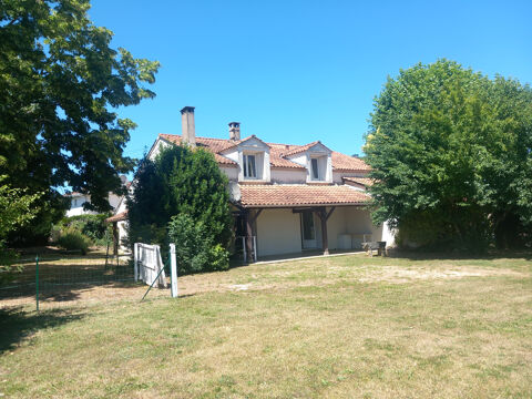   ANCIENNE GRANGE DIVISÉE EN DEUX LOGEMENTS INDÉPENDANTS Maison - 11 pièce(s) - 132 m²