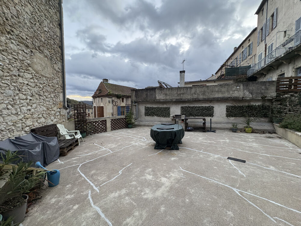 Vente Appartement Appartement T3 avec deux garages et jardin   Centre-ville Puy l eveque