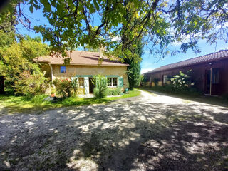  Propriété/château à vendre 10 pièces 285 m²