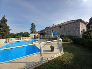  Propri�t�/ch�teau � vendre 6 pi�ces 196 m�