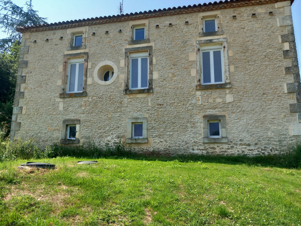 PROPRIÉTÉ EN PIERRE
