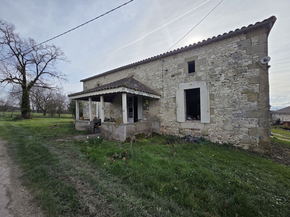 Maison en pierre à rénover Fort potentiel daménagement