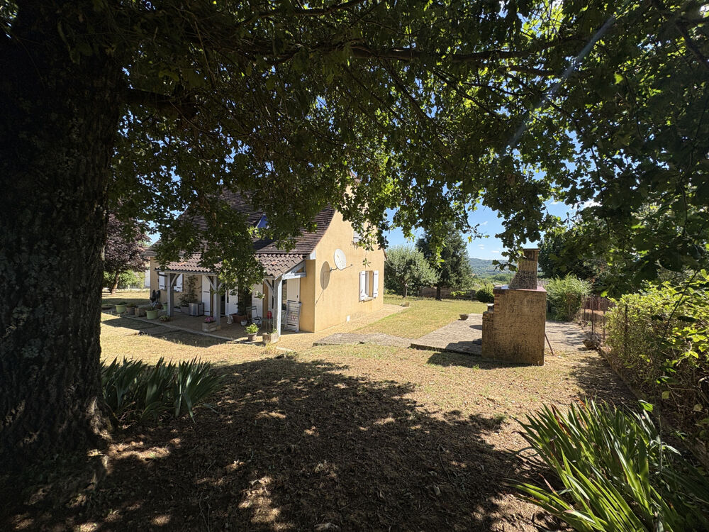 Maison individuelle avec parc arboré et vue sur la campagne À moins de 10 minutes à pied du centre médiéval