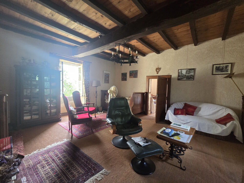 Vente Maison Maison de campagne en pierre du XVII? siècle avec piscine   À 5 minutes de Villeneuve-sur-Lot Villeneuve sur lot