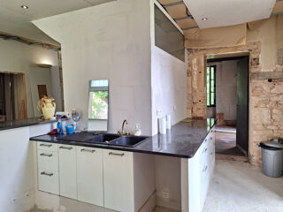  Maison  vendre 10 pices 350 m