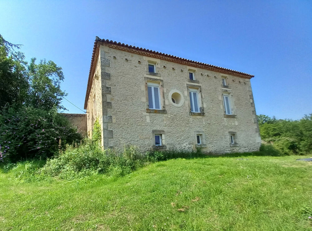 PROPRIÉTÉ EN PIERRE