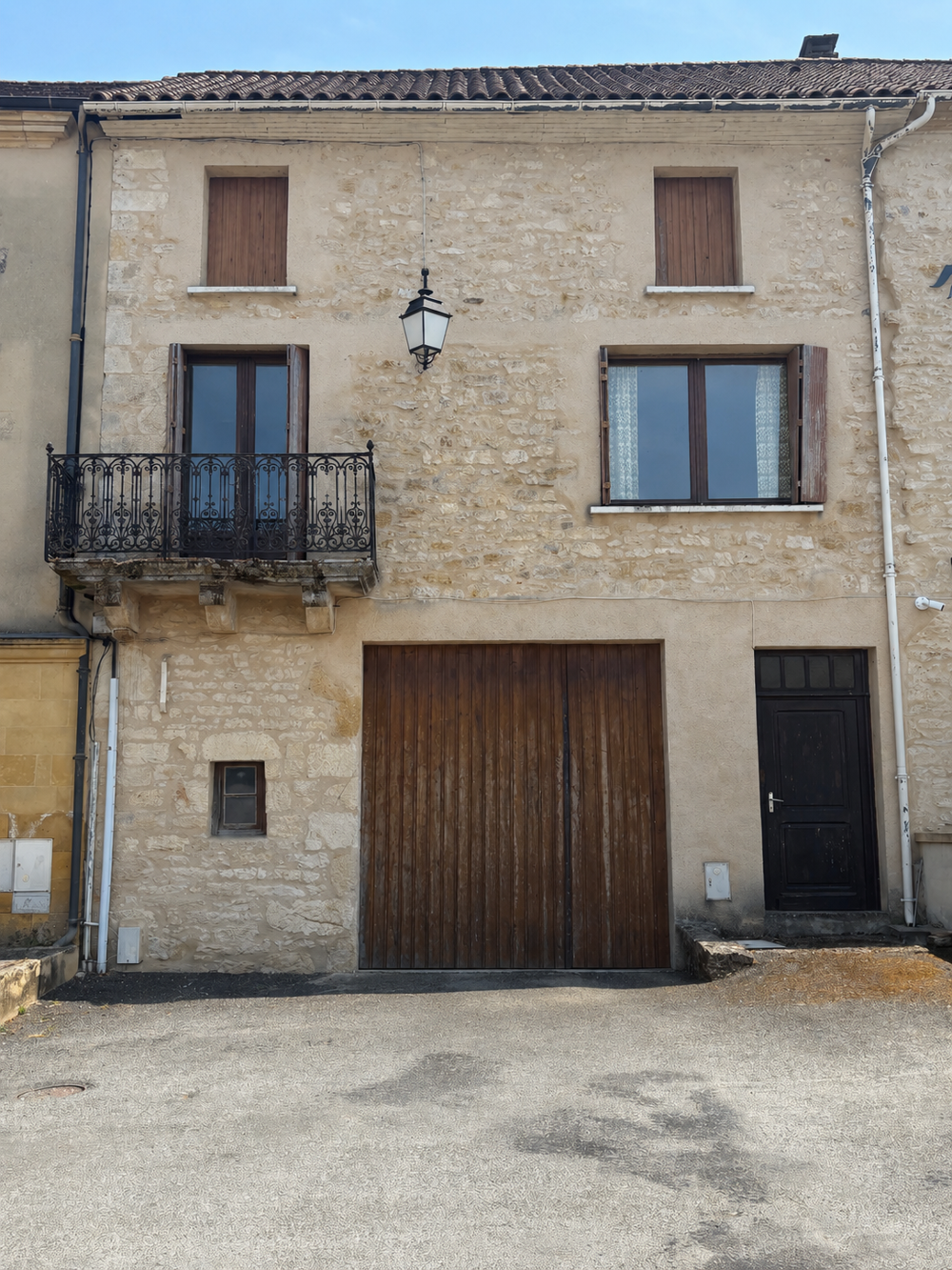 Maison de village en pierre avec grand garage Villefranche-du-Périgord