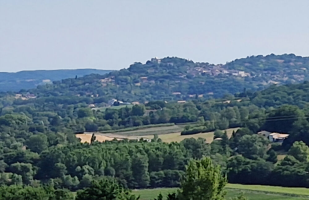 Vente Ferme Sur les hauteurs d'Hautefage, vue MAGNIFIQUE. Ensemble immobilier Maison-Grange-Longère en pierre à rénover. Hautefage la tour