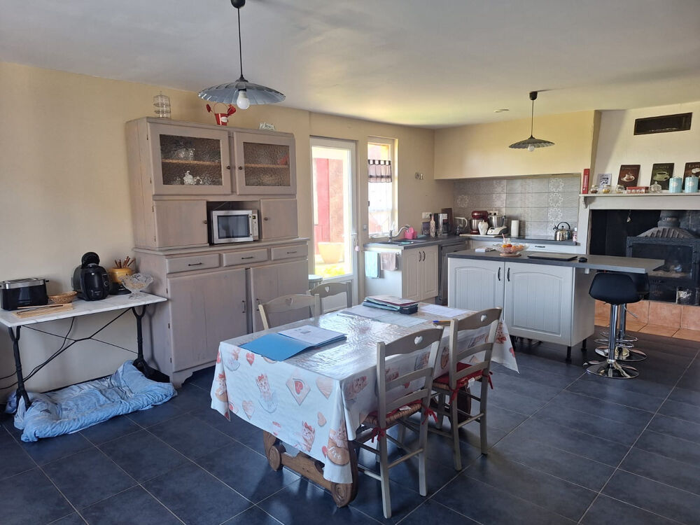 MAISON SPATIEUSE AVEC 5 CHAMBRES