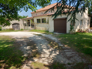  Propriété/château à vendre 7 pièces 240 m²