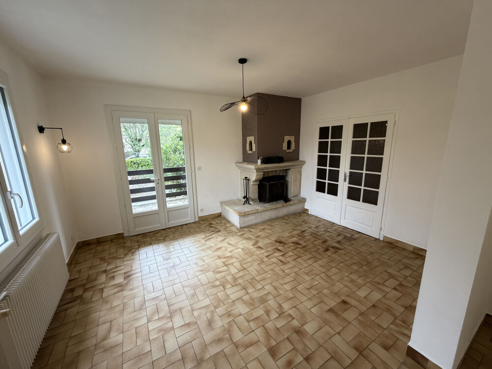 Location Maison Maison Type F4 avec jardin Puy l eveque