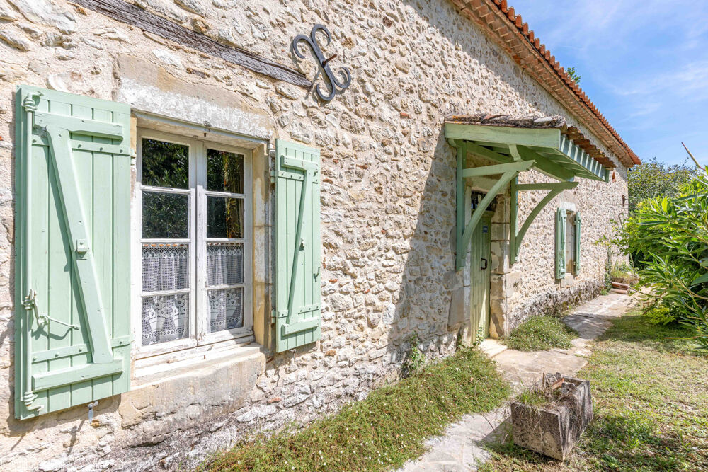 Maison de campagne en pierre du XVII? siècle avec piscine À 5 minutes de Villeneuve-sur-Lot