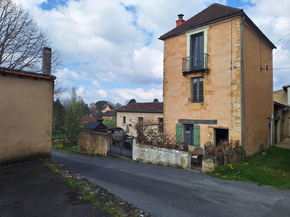 MAISON DANS LA CITÉ MÉDIÉVALE DES 7 CLOCHERS