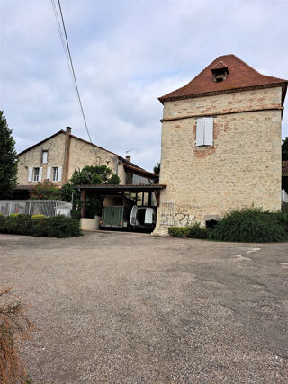  Propriété/château à vendre 10 pièces 240 m²
