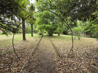  Maison � vendre 10 pi�ces 322 m�