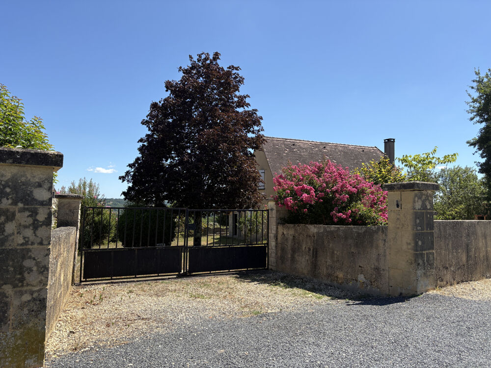 Maison individuelle avec parc arboré et vue sur la campagne À moins de 10 minutes à pied du centre médiéval