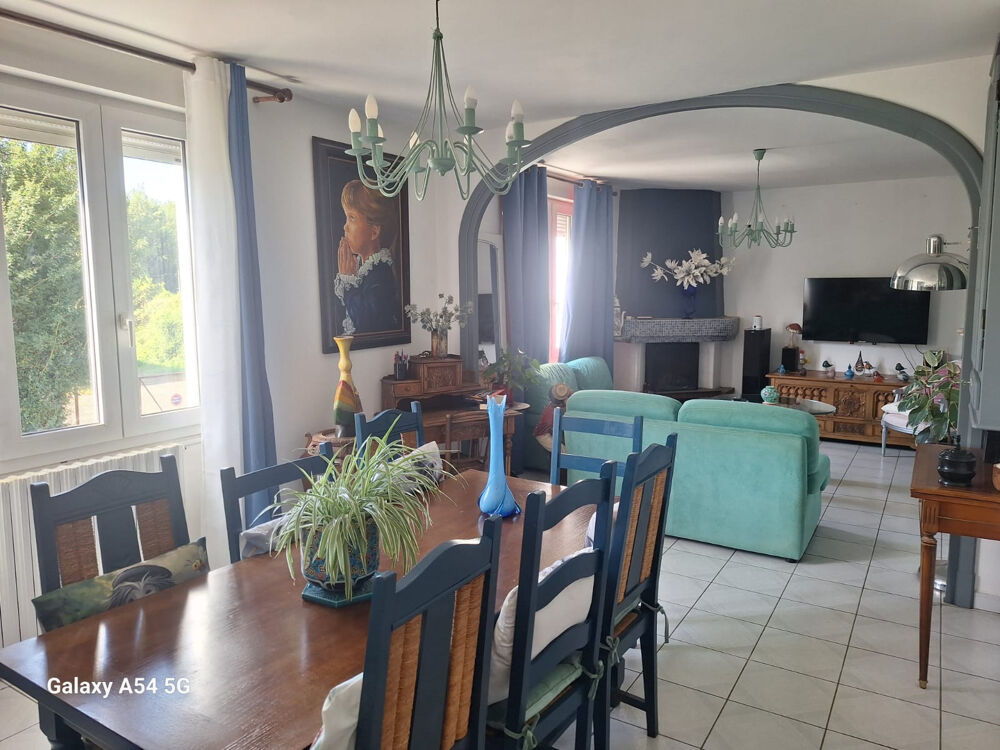Authentique longère avec jardin, dépendance et 4 chambres Au coeur de Sauveterre-la-Lémance