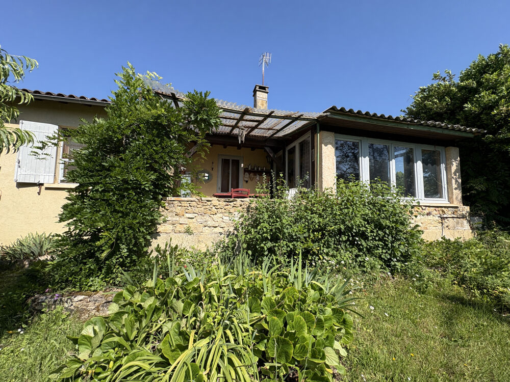 Maison de plain-pied avec parc arboré de 9 700 m2 Entre Siorac-en-Périgord et Belvès
