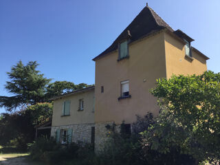  Maison à vendre 13 pièces 245 m²