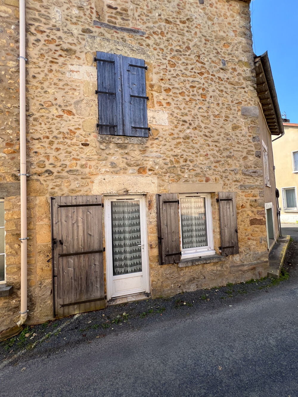 Maison en pierre avec dépendance et vue sur Belvès Périgord Noir