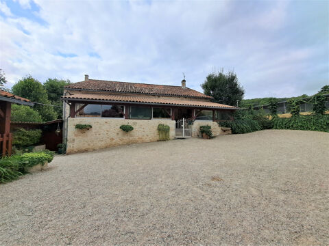   Propriété d'Exception sur 23 ha !!! Propriété/château - 10 pièce(s) - 240 m²