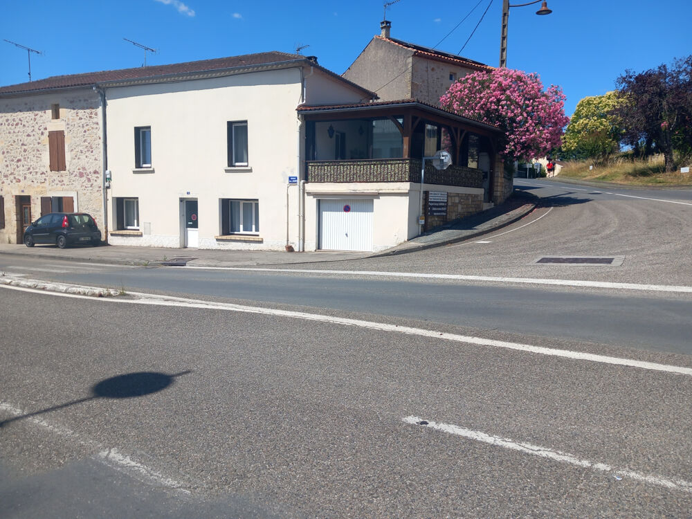 MAISON DE VILLAGE DE TYPE F4 AVEC GARAGE