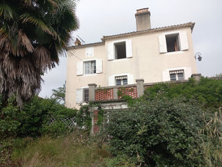  Proprit/chteau  vendre 9 pices 250 m