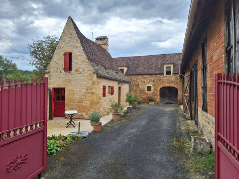   PROPRI�T� DE CARACT�RE Maison - 5 pi�ce(s) - 250 m�