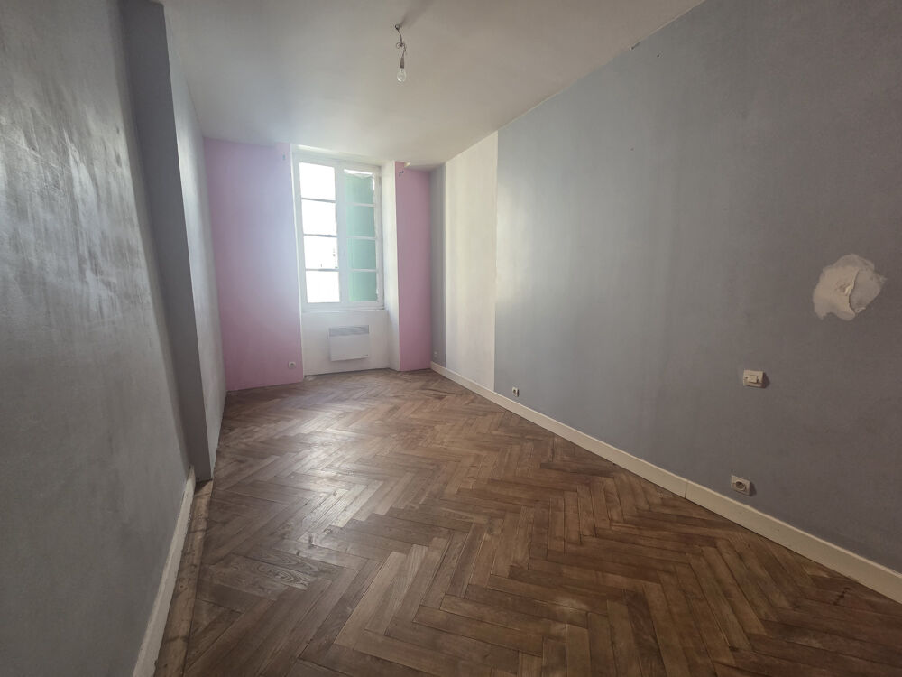 Vente Immeuble Immeuble de caractère avec fort potentiel au cœur du bourg de Castillonnès Castillonnes