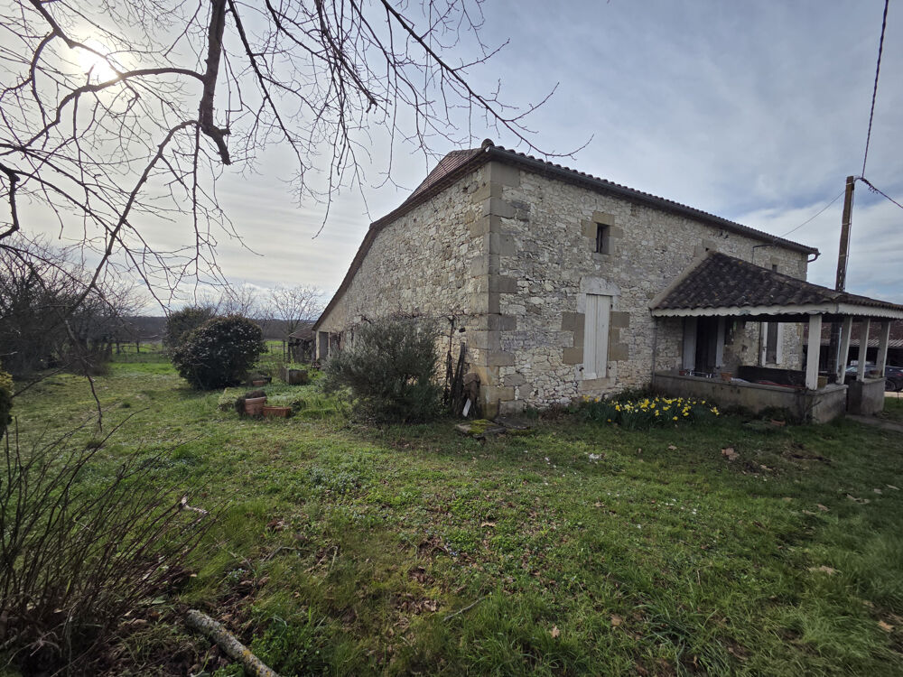 Maison en pierre à rénover Fort potentiel daménagement