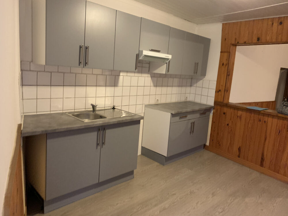 Vente Maison MAISON DE VILLAGE COMPRENANT 2 LOGEMENTS LOUÉS AVEC PETIT JARDIN Montaigu de quercy