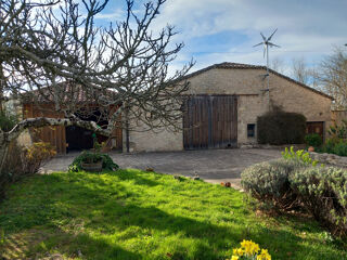  Propriété/château à vendre 7 pièces 231 m²
