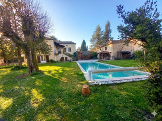  Propri�t�/ch�teau � vendre 13 pi�ces 553 m�