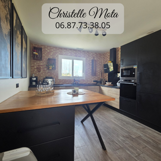  Maison � vendre 5 pi�ces 101 m�