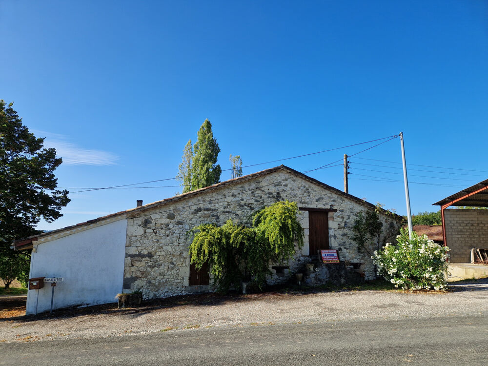 Vente Maison Proche VILLERÉAL, EN PLEINE CAMPAGNE, ancienne ferme à rénover...potentiel intéressant ! St eutrope de born