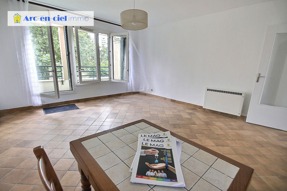 Duplex 3 pièces terrasses Bagnolet