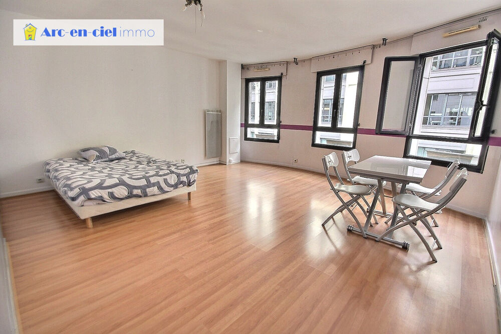 Appartement 2 pièces 38 m² · à Paris 18 · 38 m² · 320 000 €