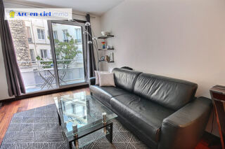 Vente Appartement Place de la république - Canal Saint-Martin - 2 pièces - 45m2 Paris 10