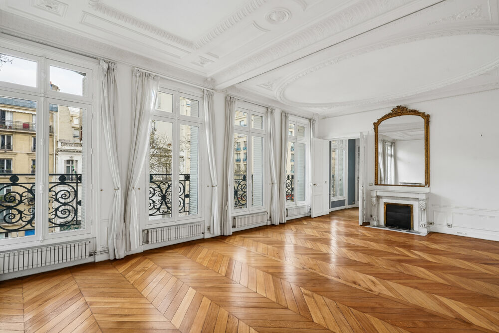 Appartement 5 pièces 125 m² · à Paris 7 · 125 m² · 1 990 000 €
