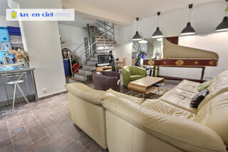  Duplex/triplex à vendre 4 pièces 117 m²