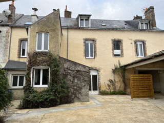  Maison  louer 7 pices 138 m