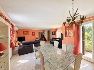 Vente Maison RARE LA BOISSE COLLINE. Maison 121m2 au sol piscine garage La boisse