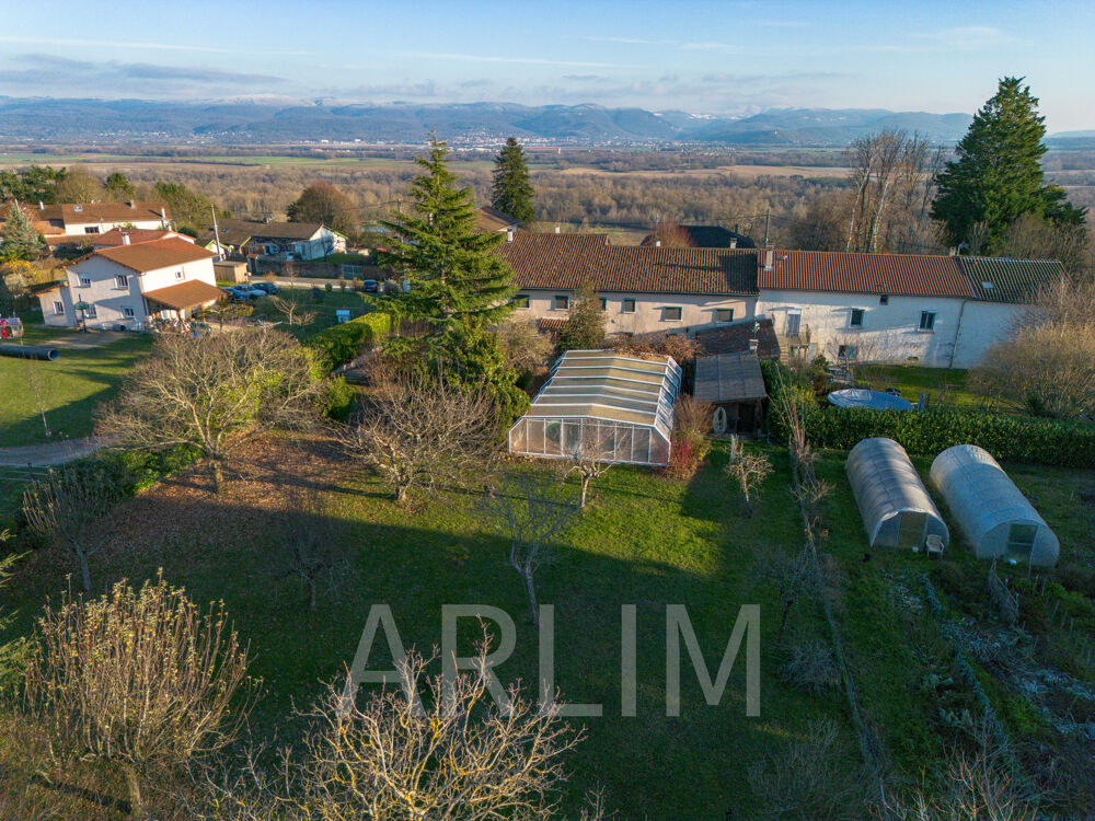 RARE HAUTEURS VILLETTE SUR AIN Longère 440m2 terrain piscine