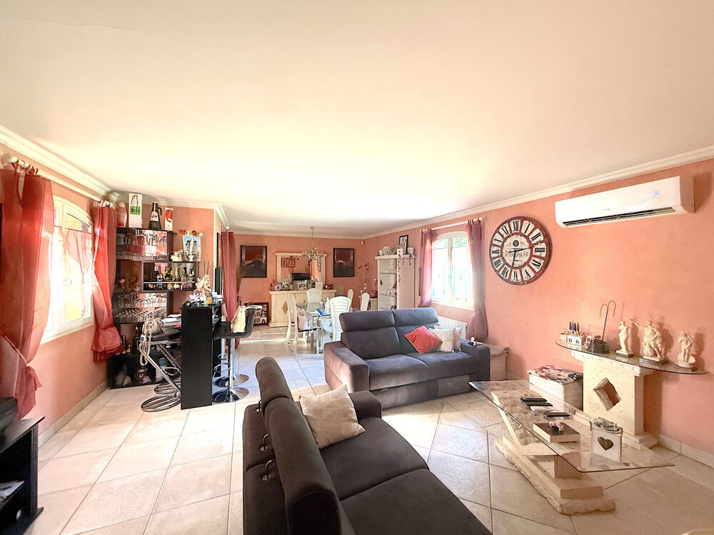 RARE LA BOISSE COLLINE. Maison 121m2 au sol piscine garage