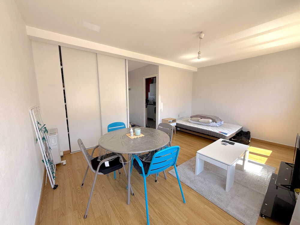 VILLEFRANCHE CENTRE T1 PLUS BALCON ET PARKING 33M2