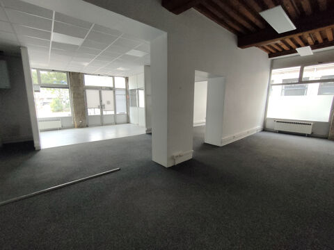 LYON 2. LOCAL COMMERCIAL. MURS LIBRES 98m2 380000 69002 Lyon